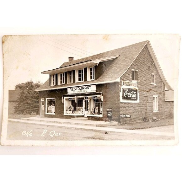 C.1930 RPPC Restaurant Chene Oka Quebec Coca Cola Advertisements Postcard F6G - Picture 2 of 3